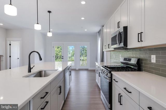 22819 TAWNY PINE SQ, Brambleton, VA 20148
