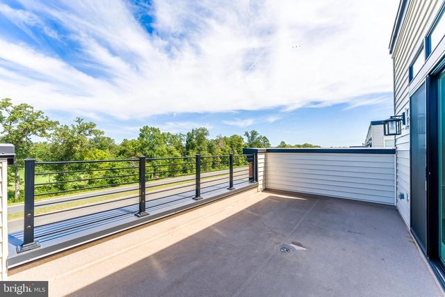 22819 TAWNY PINE SQ, Brambleton, VA 20148