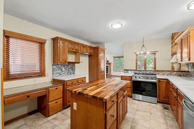 11725 W Alderny Ct, Wichita, KS 67212