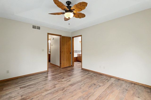 11725 W Alderny Ct, Wichita, KS 67212