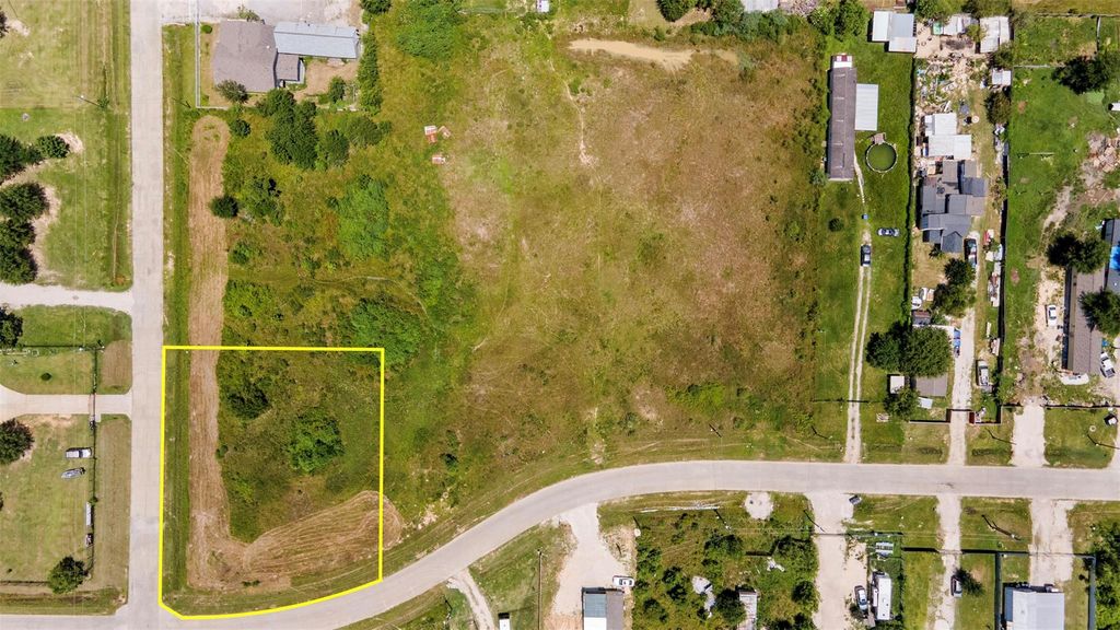 0 Corner of County Road 3548, Cleveland, TX 77327