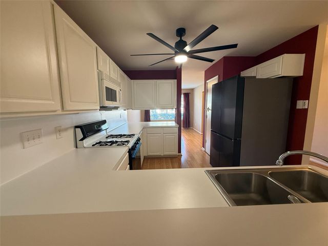 18707 Wonder Land Way, Houston, TX 77084