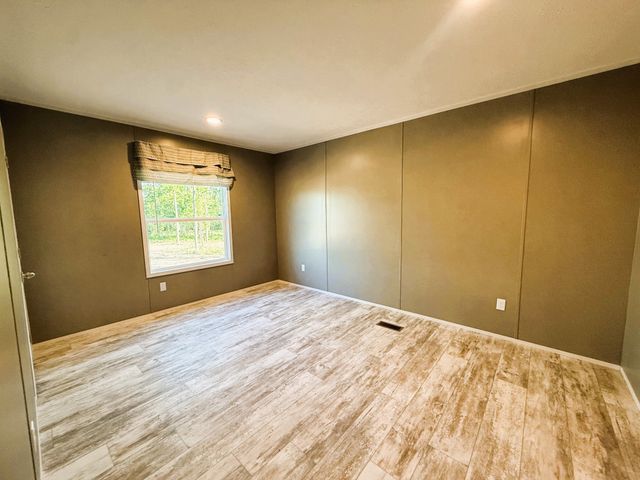 641 Woodland Rd, Hohenwald, TN 38462