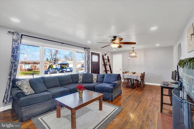 2090 SYCAMORE RD, York, PA 17408