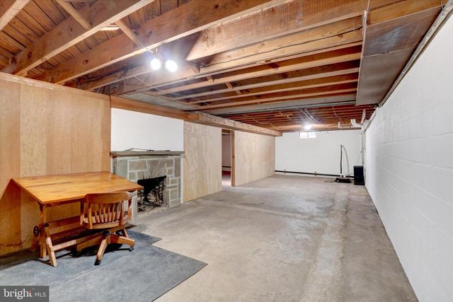 2090 SYCAMORE RD, York, PA 17408