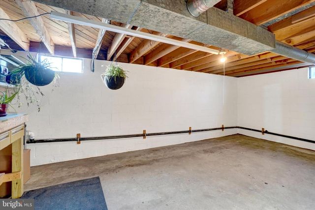 2090 SYCAMORE RD, York, PA 17408