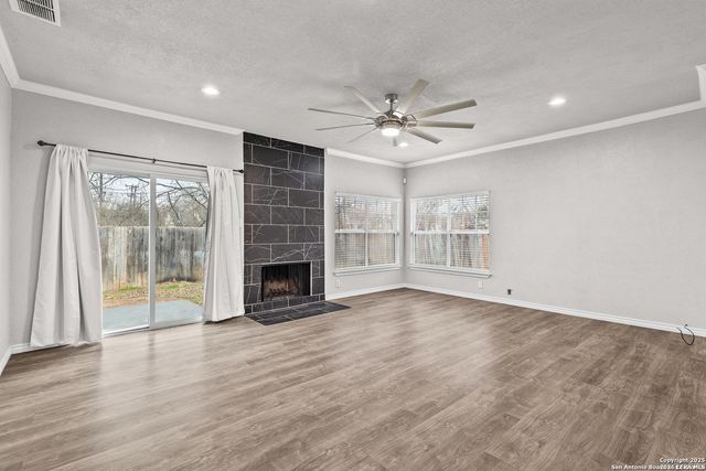 5930 Valley Wood, San Antonio, TX 78250