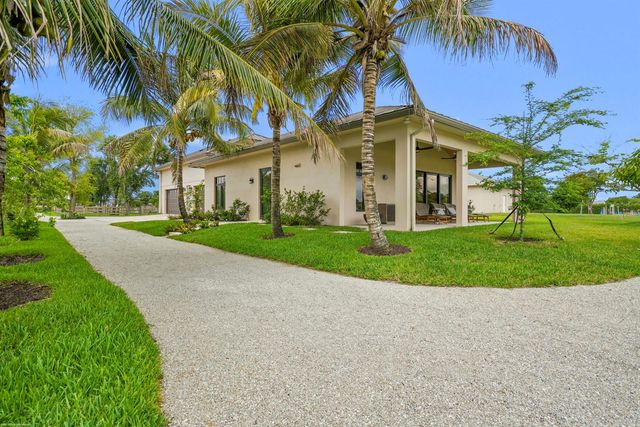 16219 Hollow Tree Lane, Wellington, FL 33470