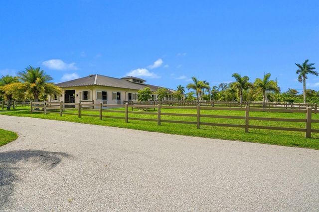 16219 Hollow Tree Lane, Wellington, FL 33470