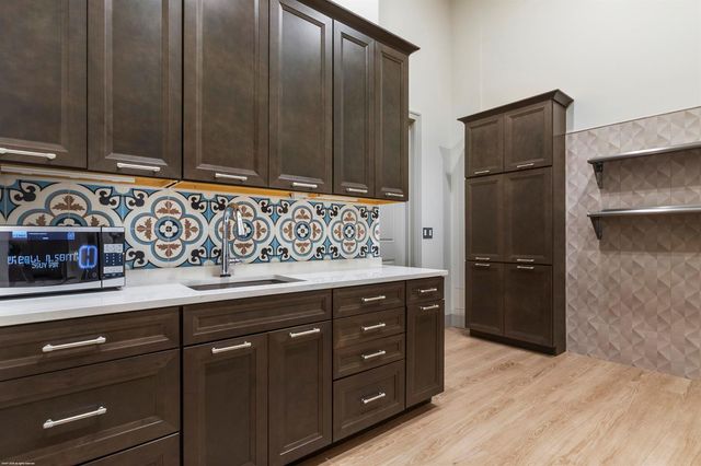 16219 Hollow Tree Lane, Wellington, FL 33470