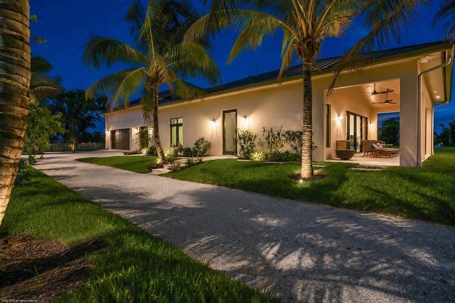 16219 Hollow Tree Lane, Wellington, FL 33470