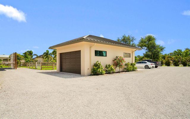 16219 Hollow Tree Lane, Wellington, FL 33470