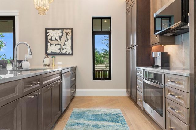16219 Hollow Tree Lane, Wellington, FL 33470