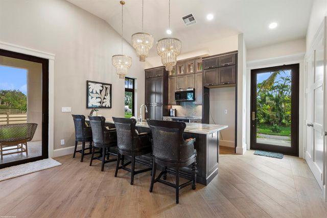 16219 Hollow Tree Lane, Wellington, FL 33470
