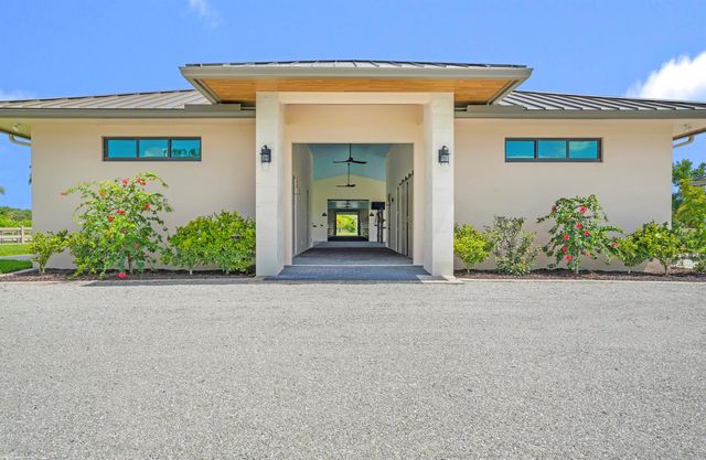 16219 Hollow Tree Lane, Wellington, FL 33470