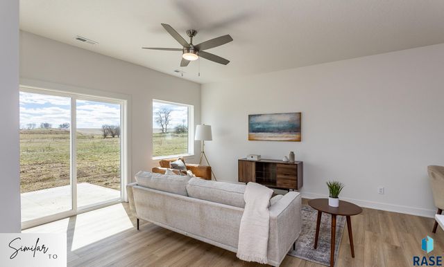 7000 E Brooks Edge Pl Place, Sioux Falls, SD 57110