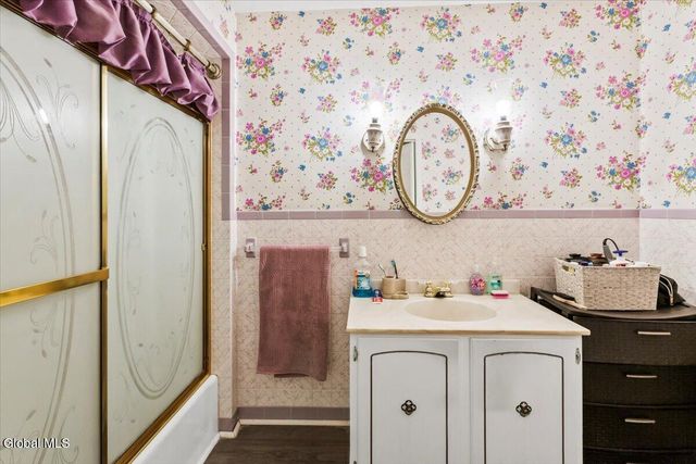 71-73 Academy Street, Amsterdam, NY 12010