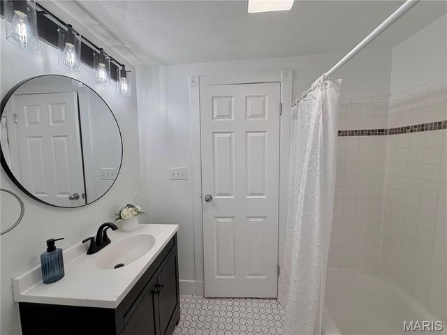 2311 Edison Avenue, Granite City, IL 62040