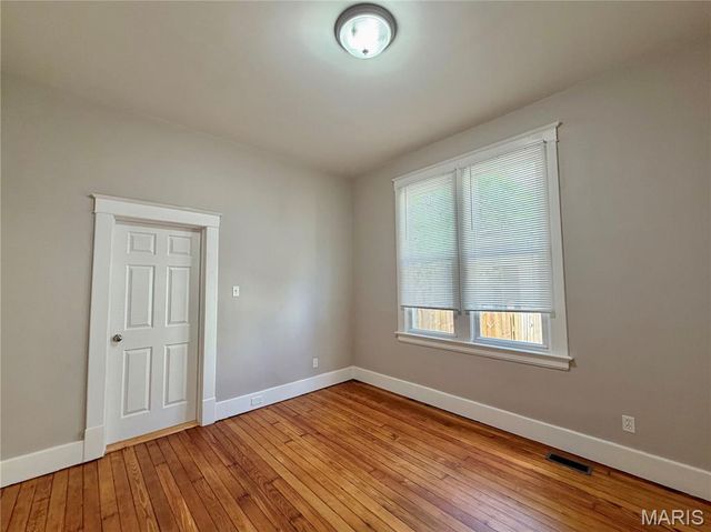 2311 Edison Avenue, Granite City, IL 62040