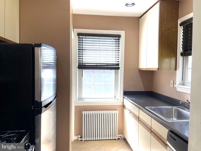 1526 N UTAH ST, Arlington, VA 22207