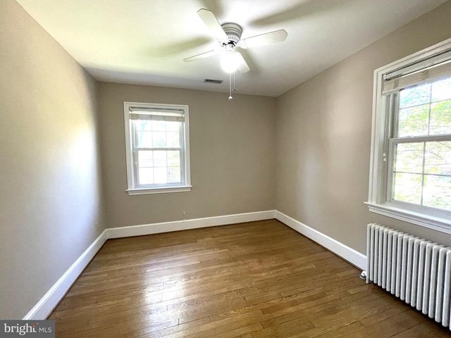 1526 N UTAH ST, Arlington, VA 22207