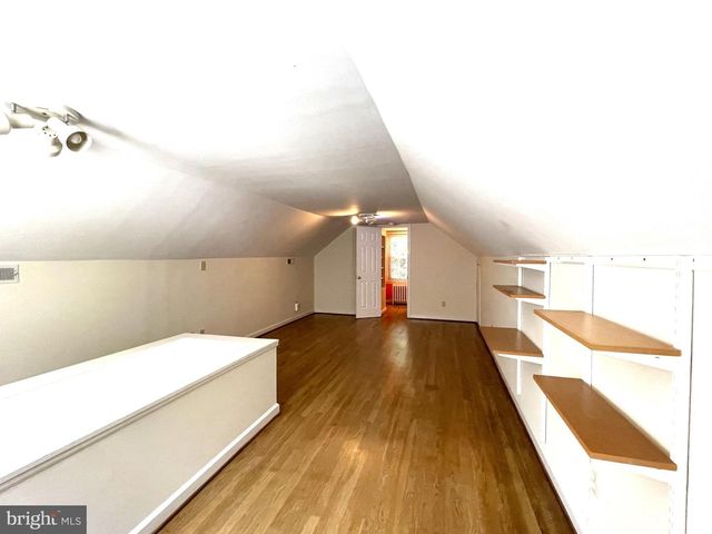 1526 N UTAH ST, Arlington, VA 22207