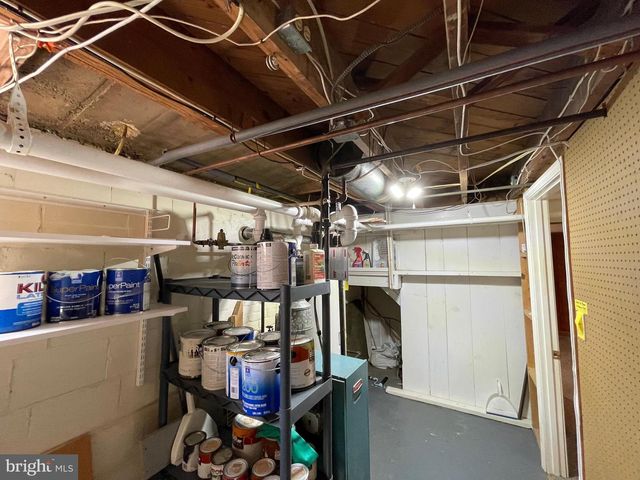 1526 N UTAH ST, Arlington, VA 22207