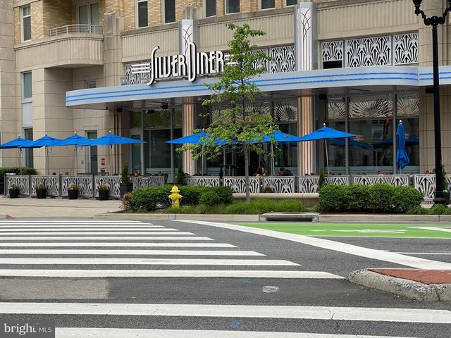 1526 N UTAH ST, Arlington, VA 22207