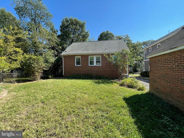 1526 N UTAH ST, Arlington, VA 22207