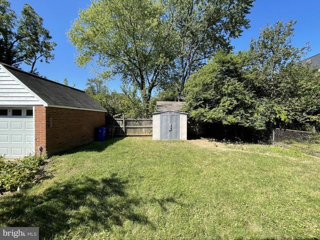 1526 N UTAH ST, Arlington, VA 22207