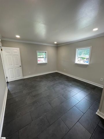 10 Finley Street, Pelzer, SC 29669
