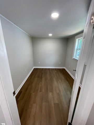 10 Finley Street, Pelzer, SC 29669