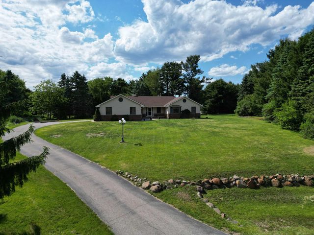 9764 Annabelle Court, South Lyon, MI 48178