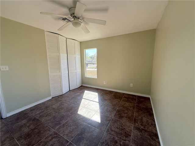 1702 E Fordyce Ave, Kingsville, TX 78363