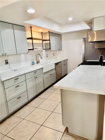 22556 Parkmead, Palm Springs, CA 92262