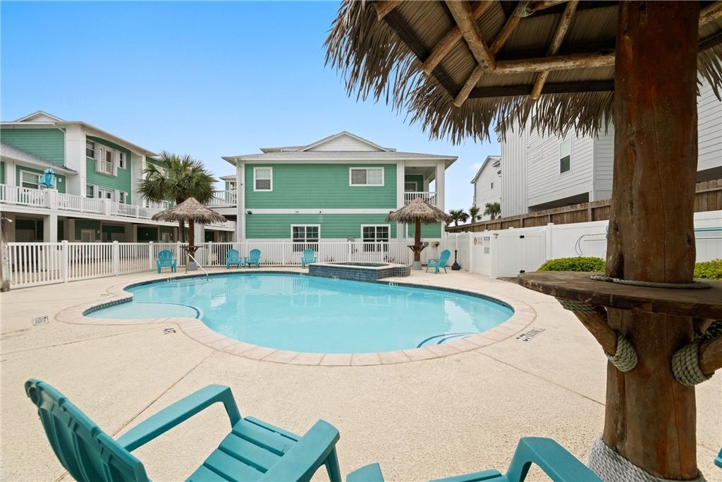 3021 S 11th St 18, Port Aransas, TX 78373 — photo 2