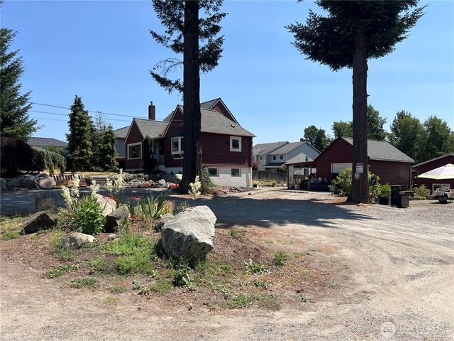 1308 104th Street E, Tacoma, WA 98445