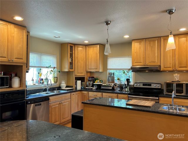 1308 104th Street E, Tacoma, WA 98445