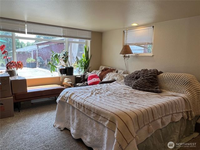 1308 104th Street E, Tacoma, WA 98445