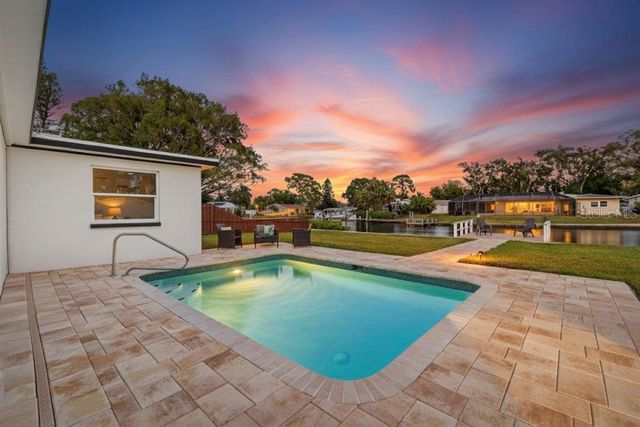 4623 CARSON STREET NE, St Petersburg, FL 33703