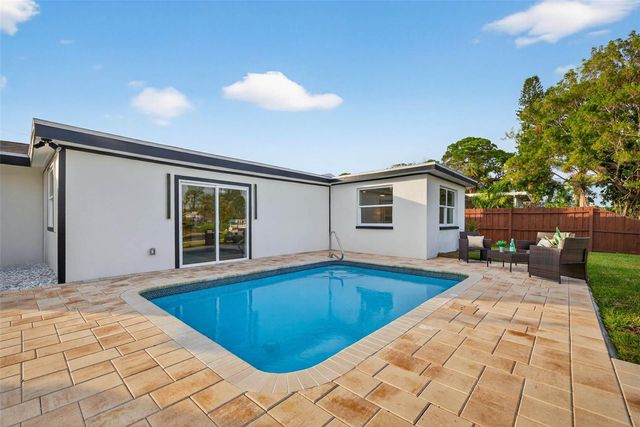 4623 CARSON STREET NE, St Petersburg, FL 33703