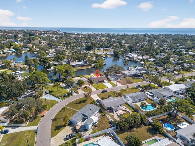 4623 CARSON STREET NE, St Petersburg, FL 33703