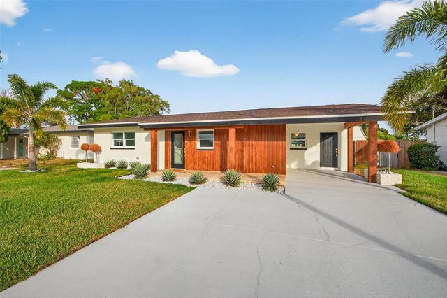 4623 CARSON STREET NE, St Petersburg, FL 33703