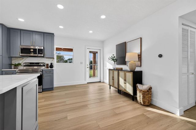 4623 CARSON STREET NE, St Petersburg, FL 33703