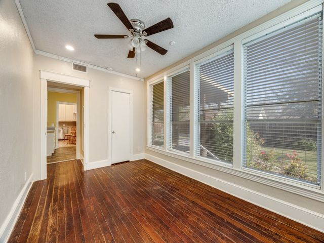 3911 Stonewall Street, Greenville, TX 75401