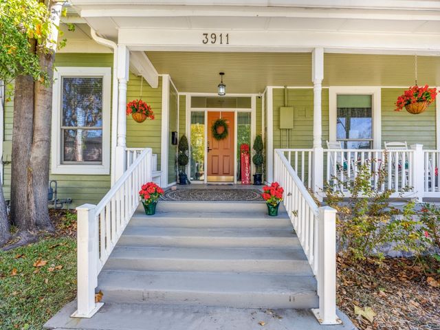 3911 Stonewall Street, Greenville, TX 75401
