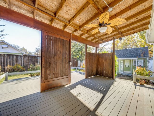 3911 Stonewall Street, Greenville, TX 75401