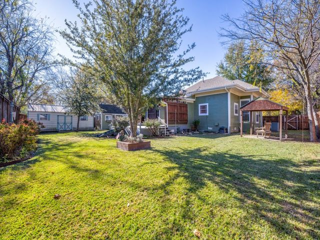 3911 Stonewall Street, Greenville, TX 75401