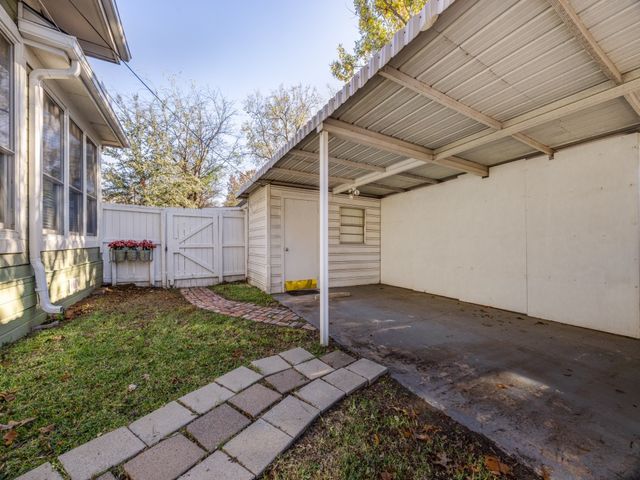 3911 Stonewall Street, Greenville, TX 75401