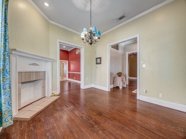 3911 Stonewall Street, Greenville, TX 75401